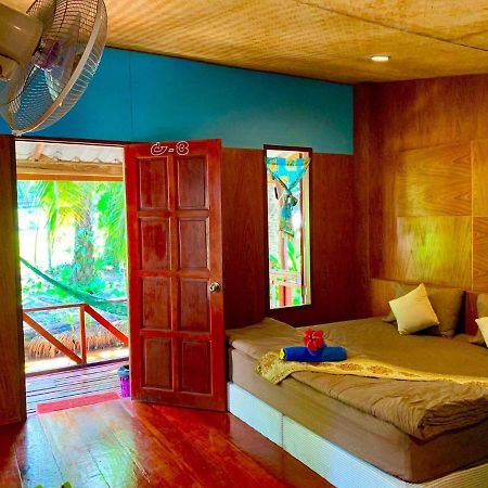 Lantacoconutgardenbungalow Apartment เกาะลันตา ภายนอก รูปภาพ