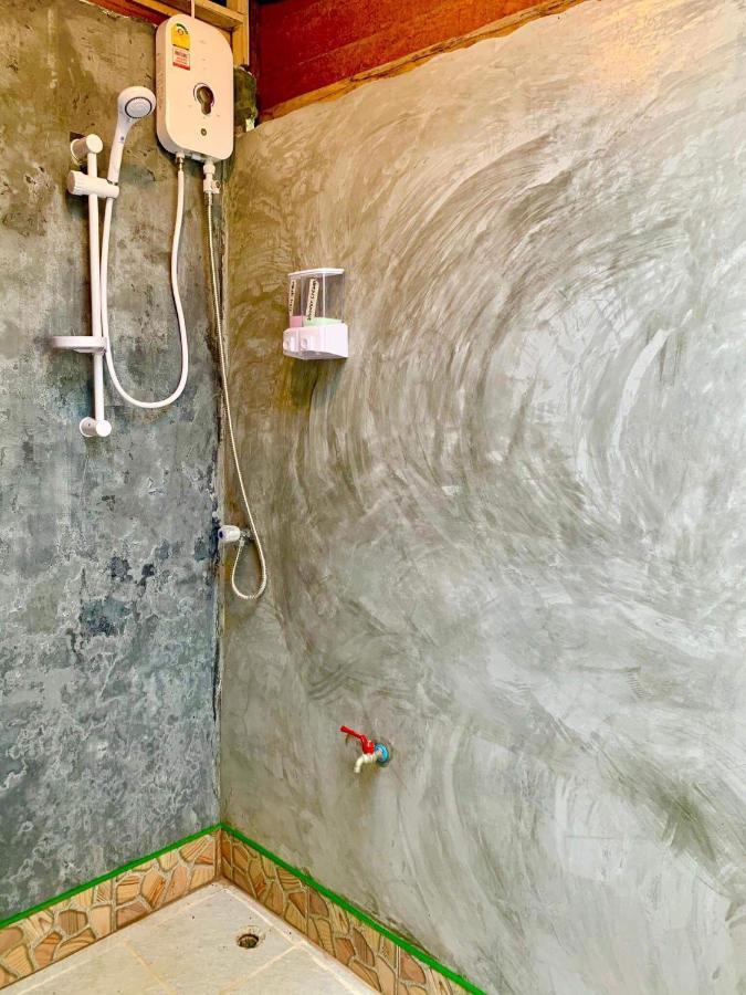 Lantacoconutgardenbungalow Apartment เกาะลันตา ภายนอก รูปภาพ